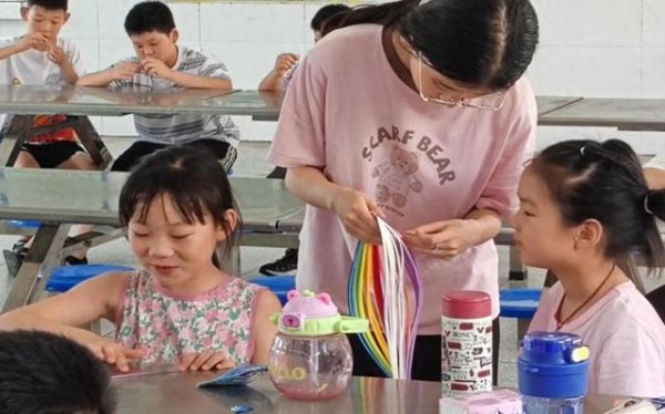 排名前10的证券公司 985大学生走进湖北乡村学堂，留守儿童被看到被倾听